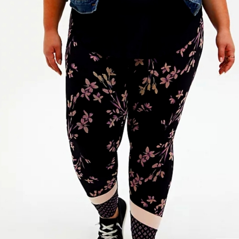 Torrid Black Mixed Floral Leggings 2X